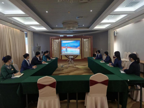 菏泽牡丹大酒店有限公司组织青年团员收看庆祝中国共产主义青年团成立100周年大会直播(图1)